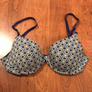 Victoria Secret bra!